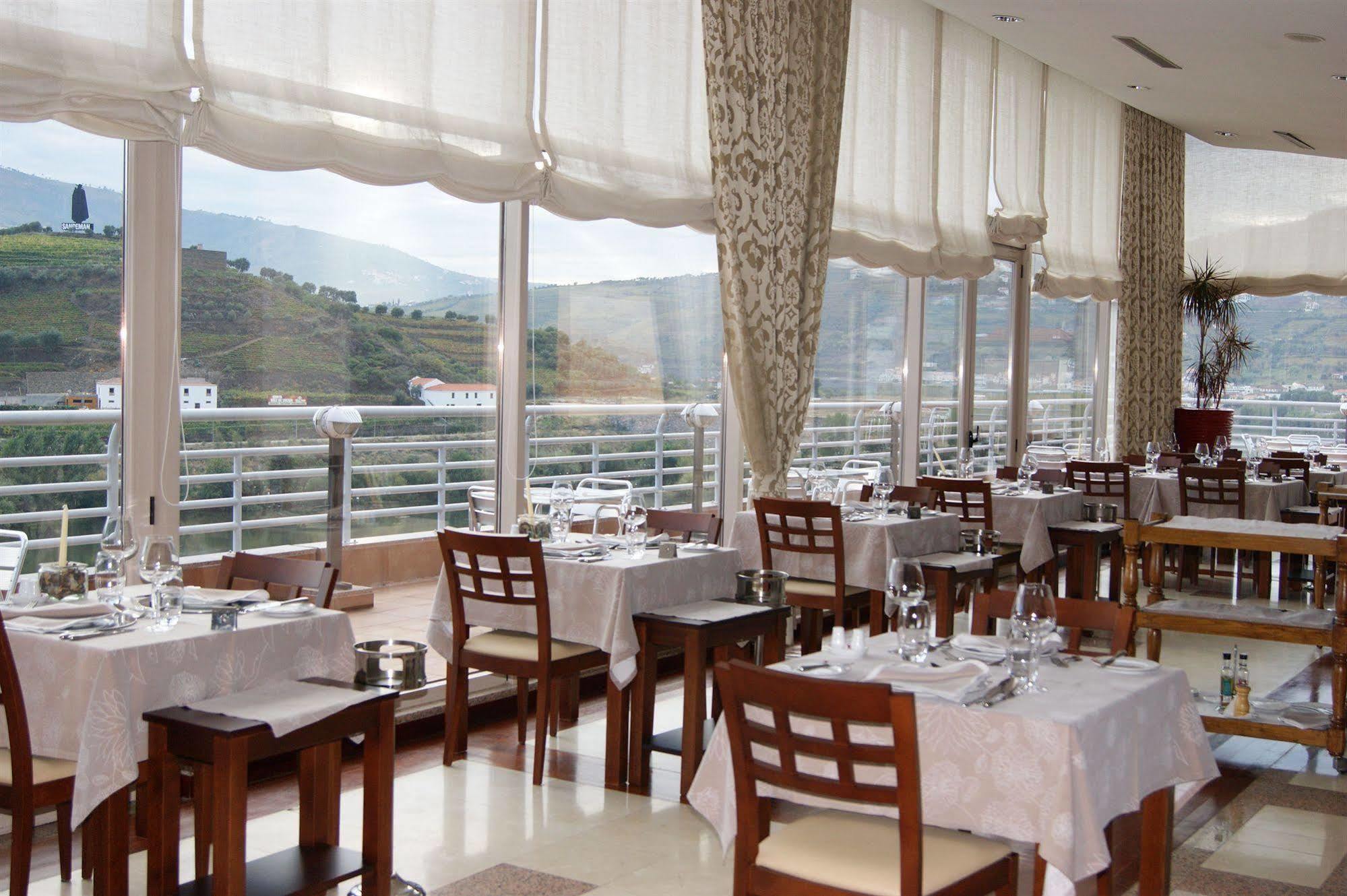 Hotel Regua Douro Peso da Régua Restaurant bilde